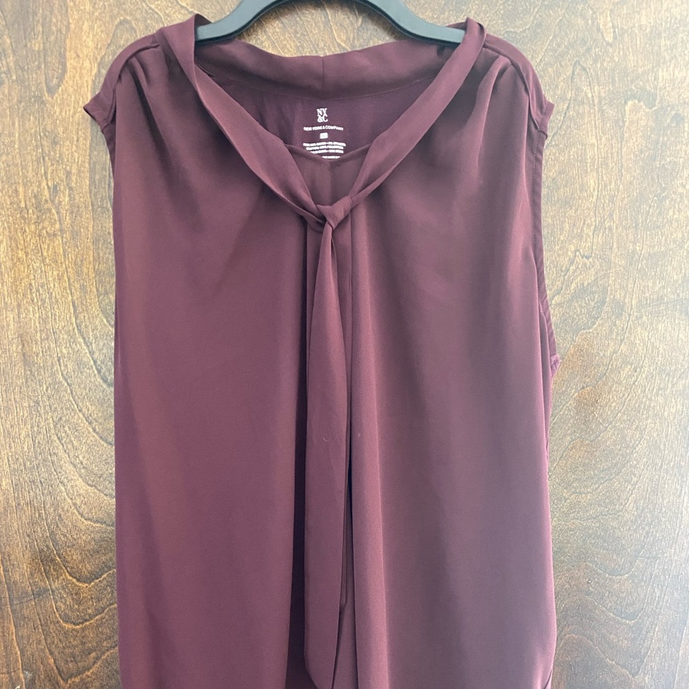 New York and Company plum sleeveless top